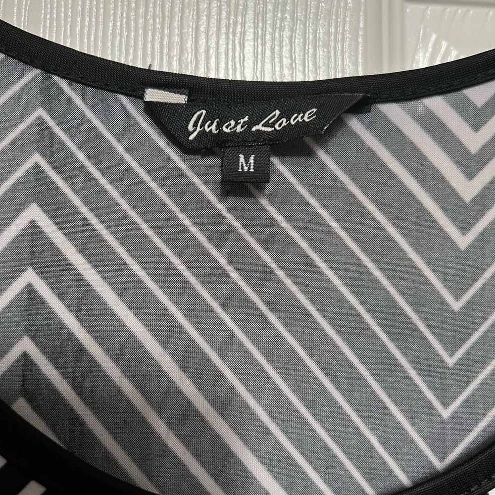 Just love black and white geometric maxi dress - Picture 8 of 10
